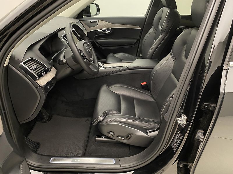 Volvo XC90 B5 AWD BRIGHT PLUS AUT CZ 7m - fotka 3 z 65
