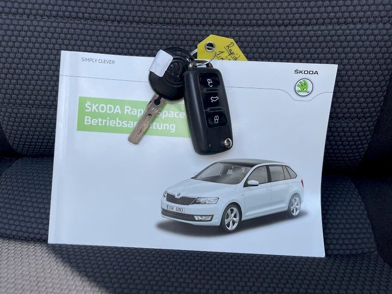 Škoda Rapid (2015) 1.2 TSI 63kW Spaceback Edition - fotka 26 z 27