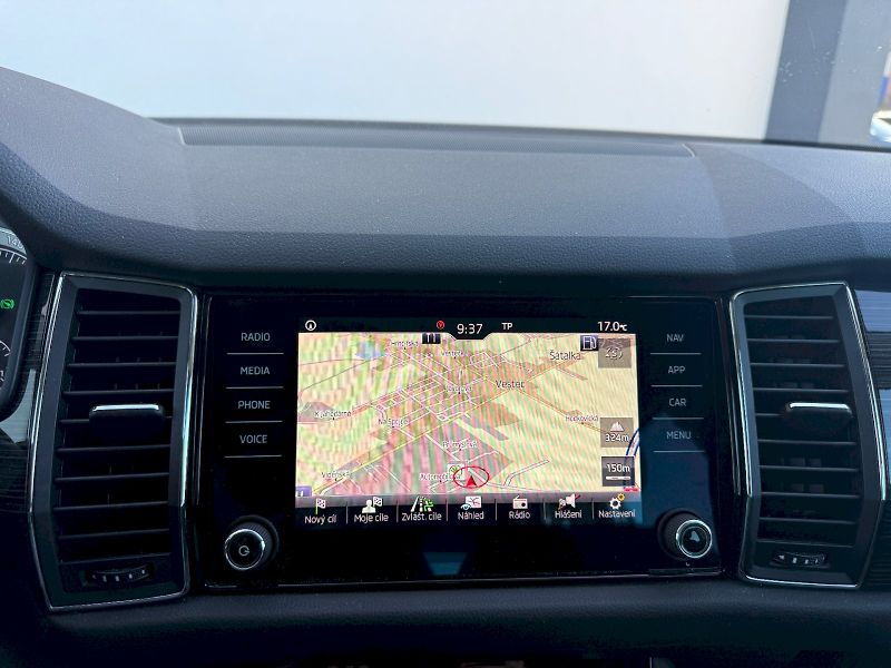 Škoda Kodiaq (2018) STY TD 2.0/140 4X4 A7A 7míst. - fotka 22 z 26