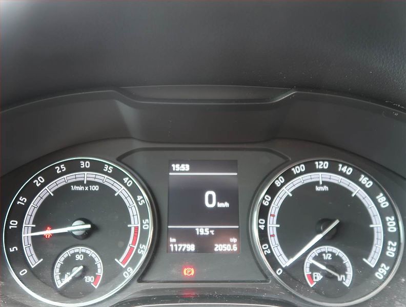 Škoda Karoq (2019) 1.6 TDI, Serv.kniha, Tempomat - fotka 11 z 14