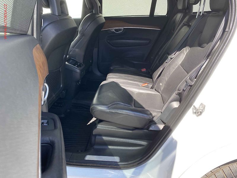 Volvo XC90 (2016) 2.0 D5 4x4, ČR, AT, LED - fotka 10 z 16