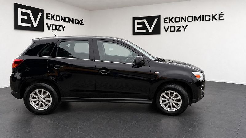 Mitsubishi ASX (2016) 1.6Di-D, ČR,4X4 - fotka 5 z 56