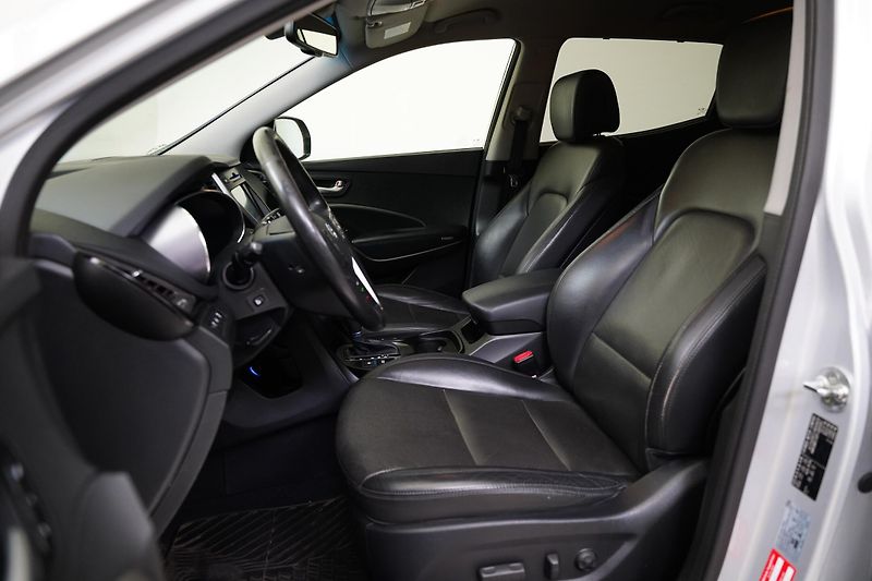 Hyundai Santa Fe - fotka 11 z 24