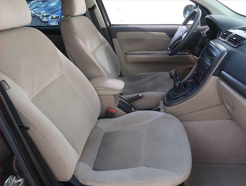 Fiat Croma (2006) 1.9 Multijet, nová STK, Tažné - fotka 9 z 16