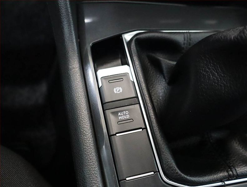 Volkswagen Tiguan (2016) Comfortline 2.0 TDI, Navi - fotka 18 z 22