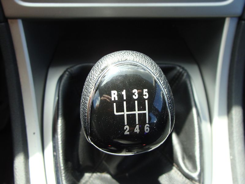 Ford Mondeo 2.0 TDCi, 103 kW, klimatizace - fotka 22 z 31