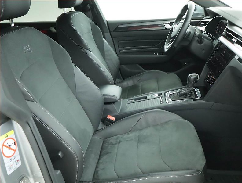 Volkswagen Arteon (2023) R-line 2.0 TDI - fotka 9 z 22