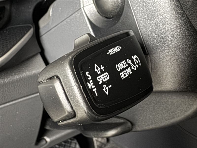 Škoda Superb 2,0 TDi  DSG Selection Assist - fotka 25 z 50