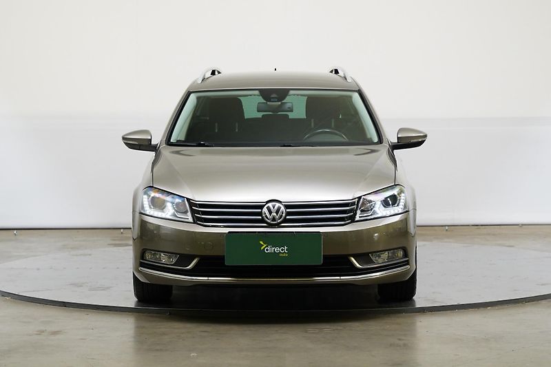 Volkswagen Passat - fotka 4 z 27