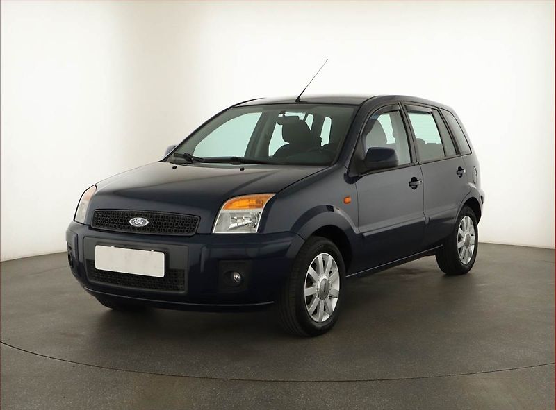 Ford Fusion (2010) 1.4, po STK, Tažné, v provozu - fotka 2 z 12
