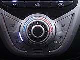 Hyundai ix20 1,4 i 66kW CZ Klima Serv.Kniha - náhled 18