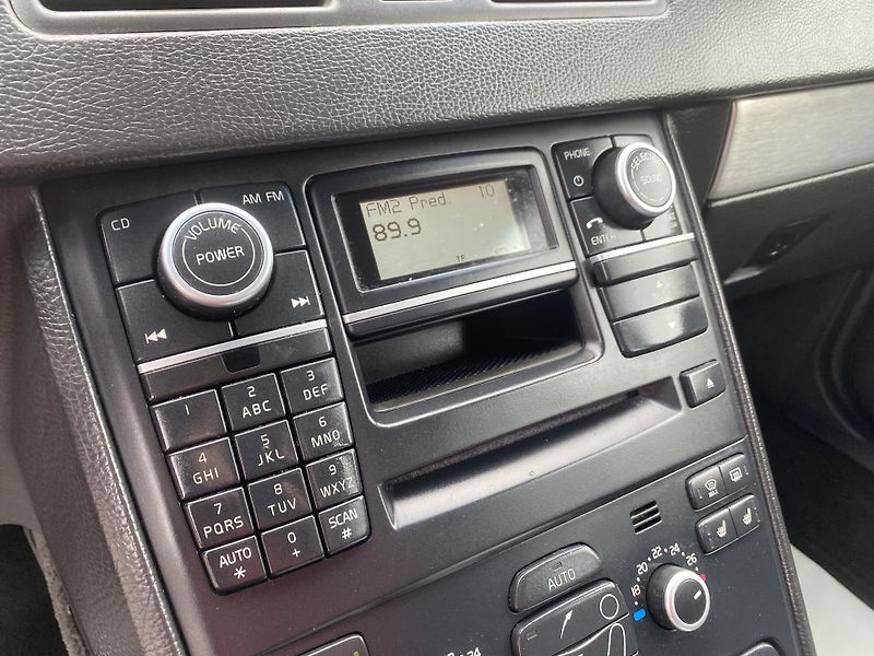 Volvo XC90 2.5TDi D5 200PS 7M 196000KM 1A - fotka 158 z 161