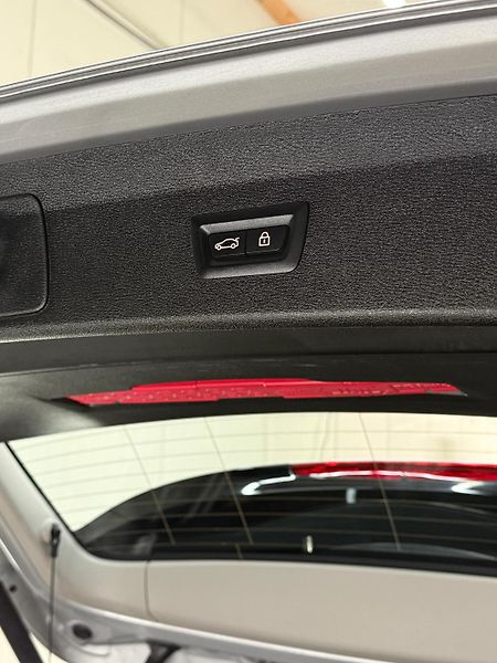 BMW X1 (2020) 2.0d xDrive - fotka 4 z 8