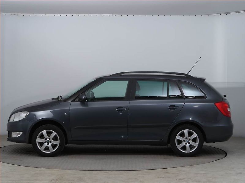 Škoda Fabia (2011) 1.2 TSI - fotka 3 z 6