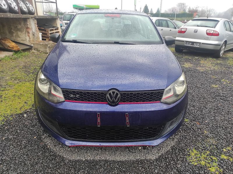Volkswagen Polo 1.6 TDI  GTD - fotka 8 z 21