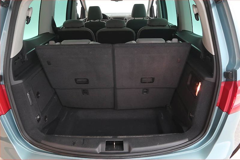 Seat Alhambra (2011) 1.4 TSI, 7 míst, Serv.kniha - fotka 13 z 19