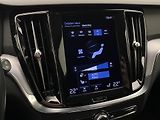 Volvo V60 D3 MOMENTUM AUT REZERVACE - náhled 36