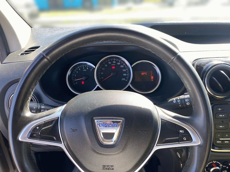 Dacia Dokker (2019) 1.3Tce 96kw, Stepway, NOVÁ STK - fotka 12 z 17