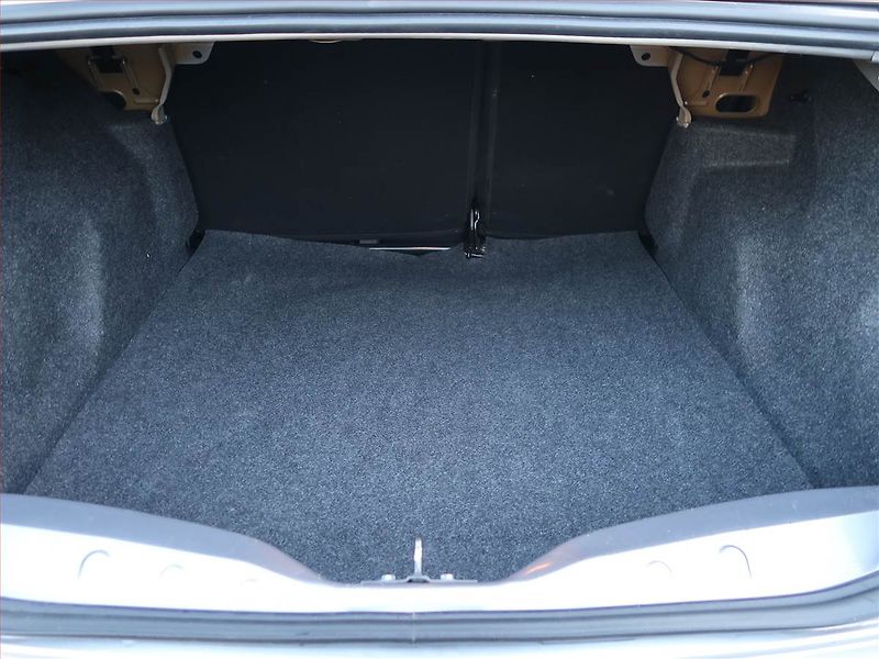 Peugeot 301 (2018) 1.2 PureTech, Serv.kniha - fotka 13 z 17