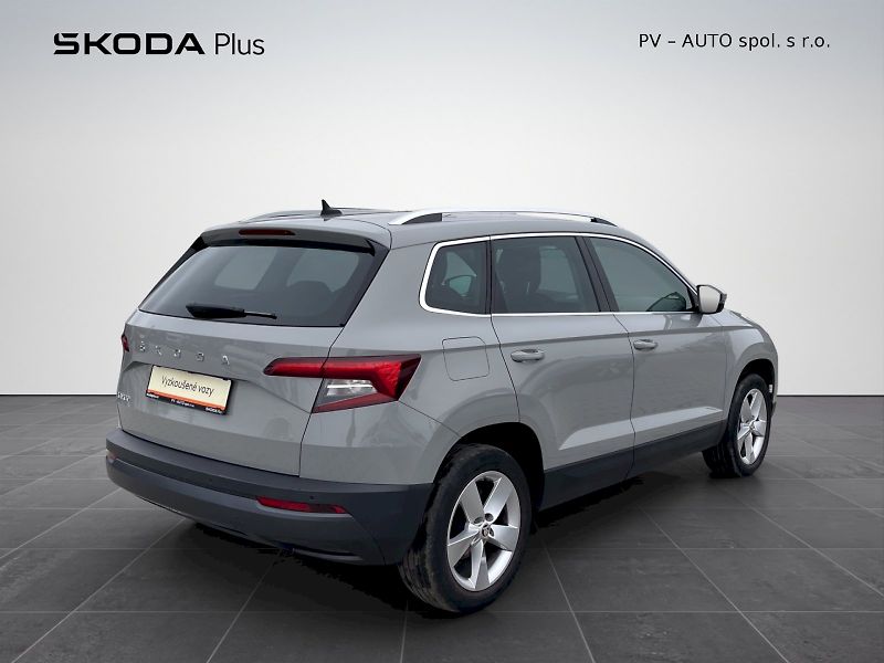 Škoda Karoq (2021) 1.5 TSI 110 kW Style Plus - fotka 2 z 34