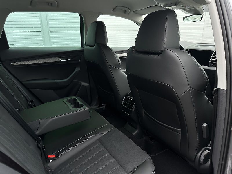 Škoda Karoq 2.0TDi DSG 4x4 150PS Matrix-LE - fotka 41 z 47