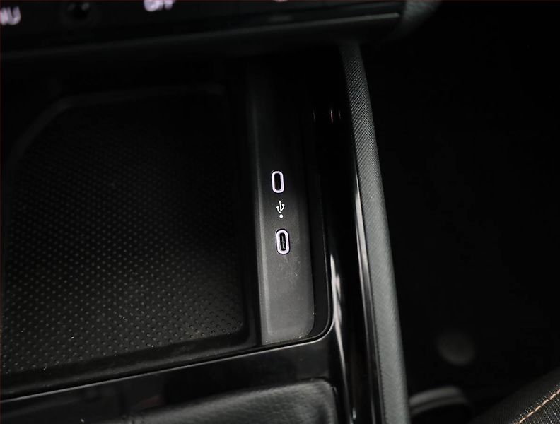 Škoda Scala (2023) Style 1.0 TSI, Serv.kniha - fotka 12 z 21