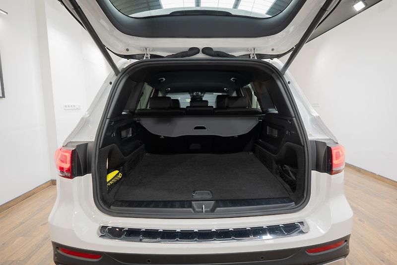 Mercedes-Benz GLB 200d 4Matic AMG Packet - fotka 24 z 40