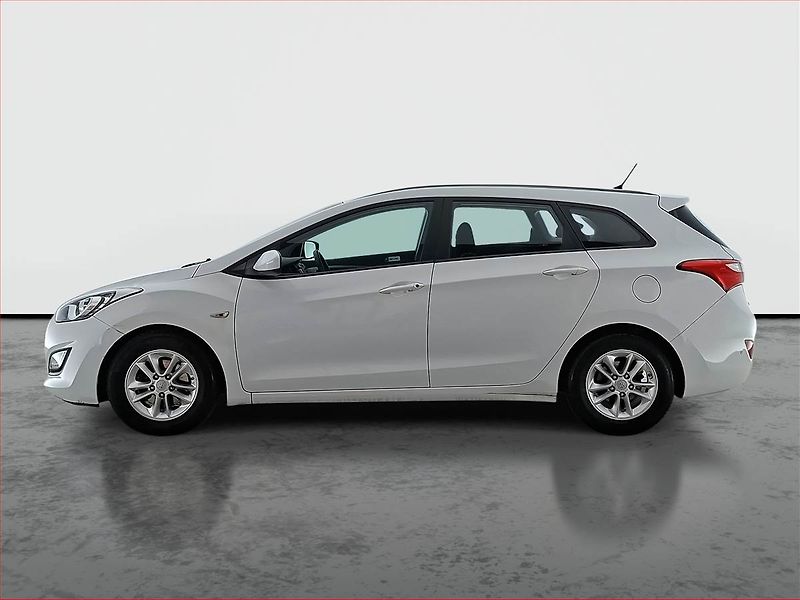 Hyundai i30 (2015) 1.6 MPI, Tempomat - fotka 3 z 17