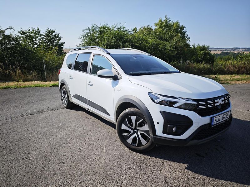 Dacia Jogger (2025) 7míst, LPG, tažné, EasyServis  - fotka 2 z 17
