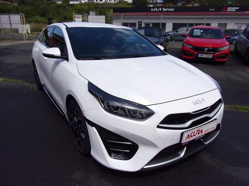 Kia ProCeed 1,5 T-GDI  GT-Line - fotka 1 z 32