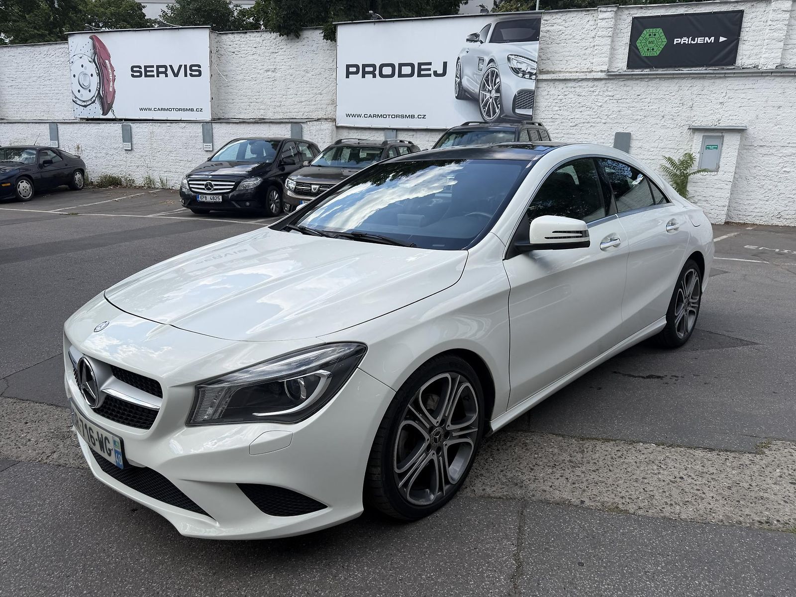 Mercedes-Benz CLA