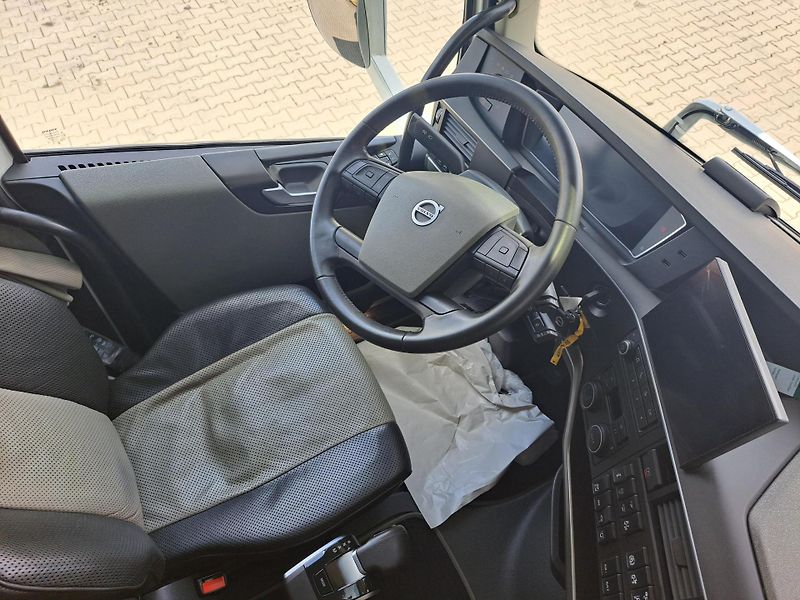 Volvo FH (2023) 500XL - plná výbava - fotka 10 z 10