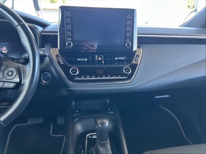 Toyota Corolla 1,8 TS Hybrid Comfort AT - fotka 10 z 11
