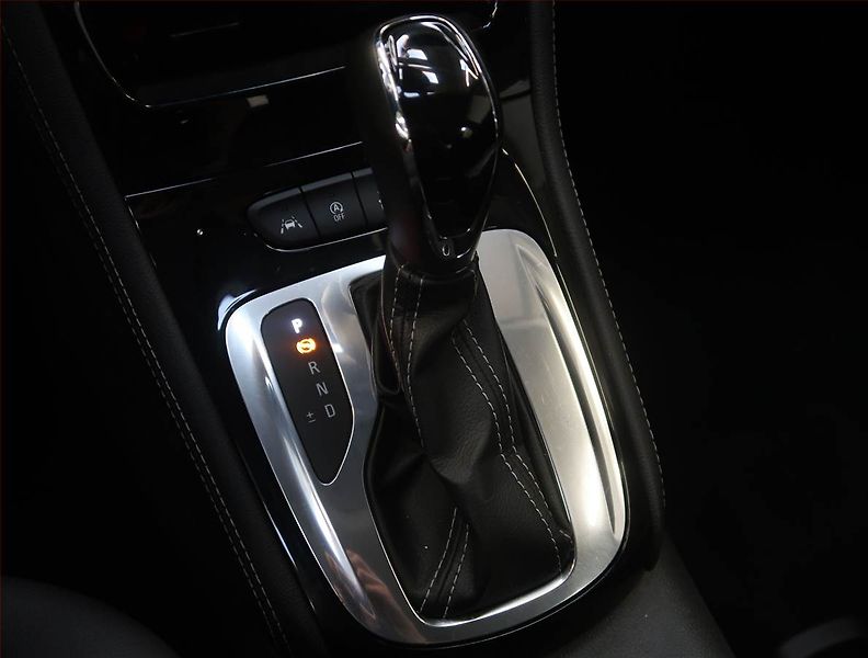 Opel Astra (2017) 1.4 T, Automat, ČR,1.maj - fotka 13 z 20
