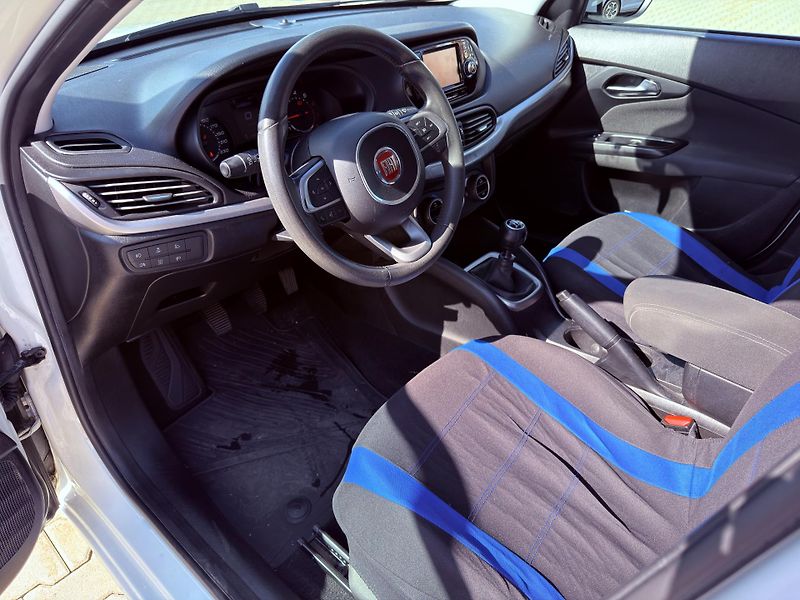 Fiat Tipo 1.4-70KW,KLIMA,NOVÉ BRZDY+PNEU - fotka 11 z 24