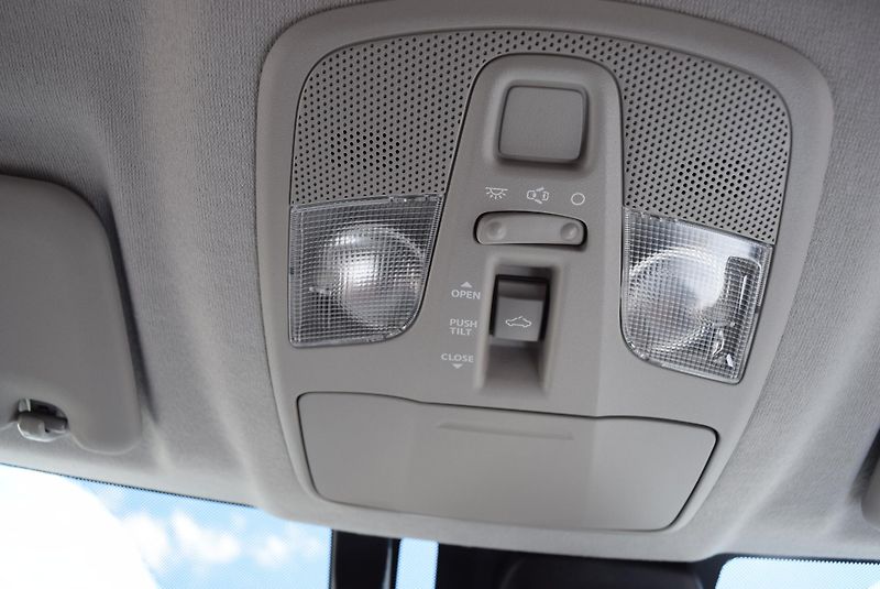 Suzuki Vitara (2019) 1.4 103kw BOOSTER JET ALL GRIP - fotka 40 z 50