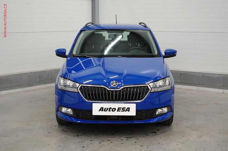 Škoda Fabia (2021) 1.0 TSi, 2.maj,ČR, Ambition - fotka 2 z 21