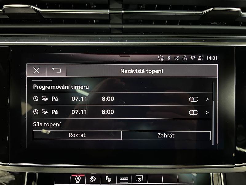 Audi Q8 50TDI QUATTRO S-LINE, PANORAMA - fotka 29 z 42