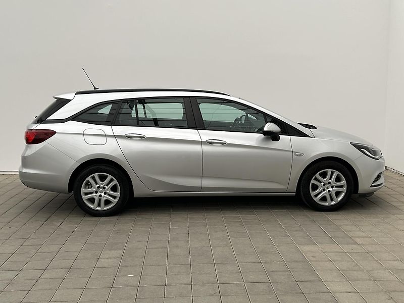 Opel Astra 1.6 CDTi Enjoy - fotka 6 z 22