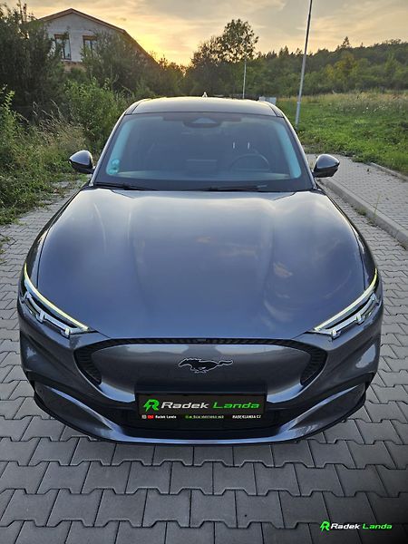 Ford Mustang Mach-E (2021) Kamera, Navi, kůže - fotka 8 z 14