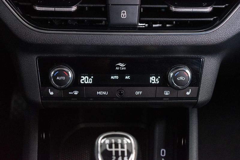 Škoda Scala 1.0 TSI G-TEC STYLE*DPH*ČR 1.M - fotka 22 z 38