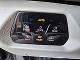 Volkswagen Multivan T7 150kW LIFE LONG DSG WEBASTO - náhled 20