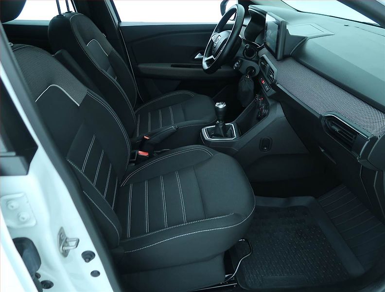 Dacia Sandero (2022) 1.0 TCe LPG, LPG, Serv.kniha - fotka 9 z 17