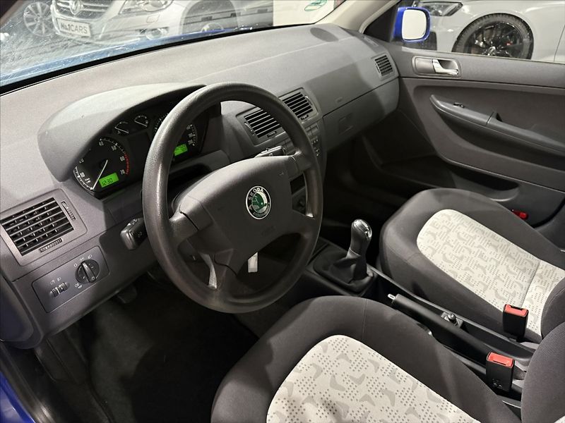 Škoda Fabia 1,2   i KLIMA PĚKNÝ STAV STK - fotka 7 z 20