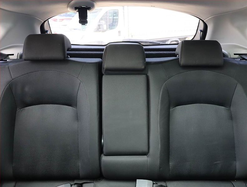 Nissan Qashqai (2012) 1.6 dCi, Navi, Tempomat - fotka 10 z 18