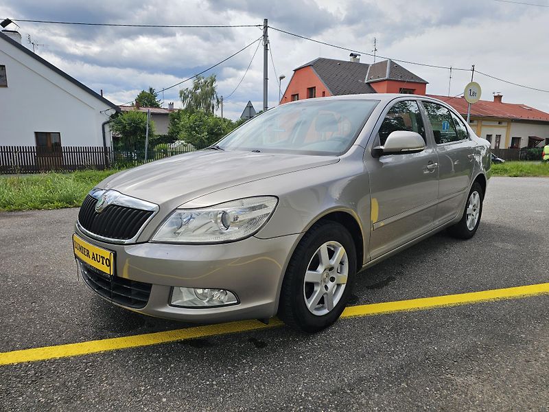 Škoda Octavia (2009) 2 1.4TSI FACELIFT - fotka 1 z 18