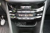 Peugeot 208 (2018) 1.2i 1.MAJITEL KLIMA TEMPOMAT  - náhled 17