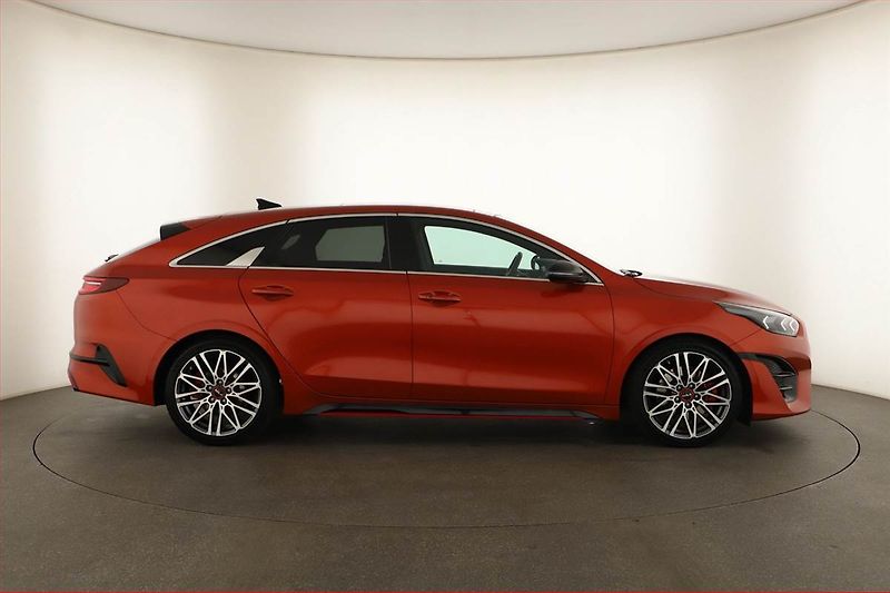 Kia Pro_Ceed (2021) GT 1.6 T-GDI - fotka 6 z 20