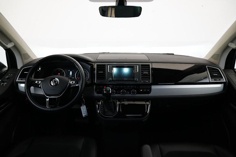 Volkswagen Multivan - fotka 6 z 6