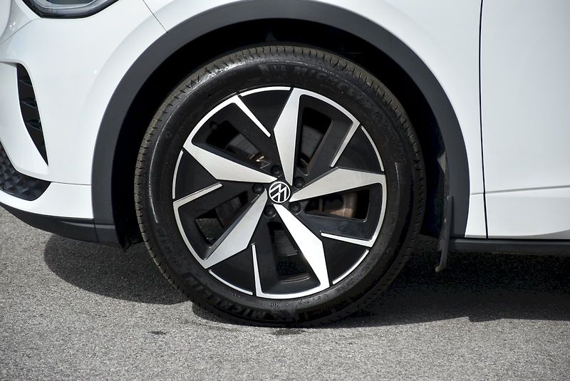 Volkswagen ID.4 (2023) GTX 220 kW 4x4 - fotka 33 z 33